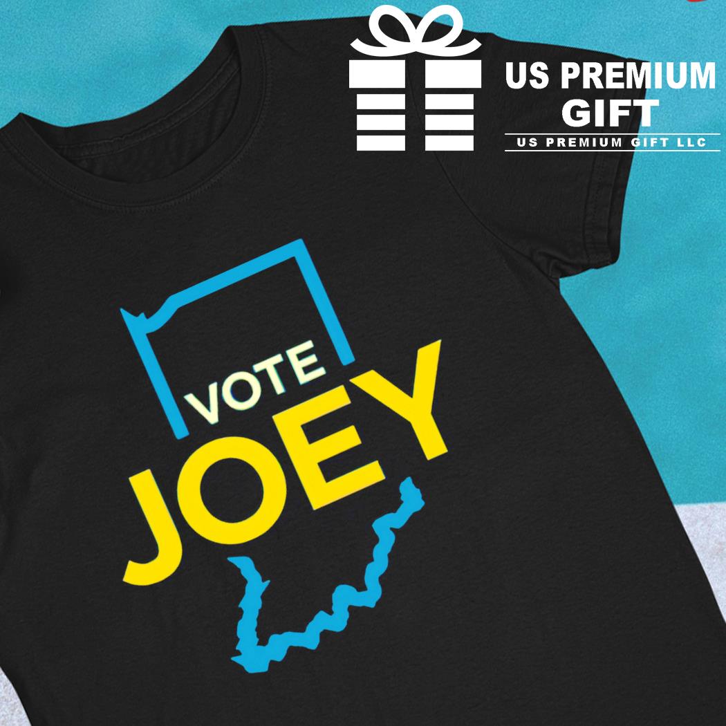 Joey Mayer in vote Joey 2022 T-shirt