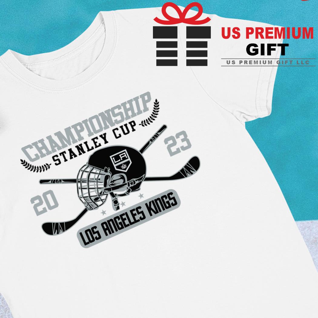Gildan, Shirts & Tops, La Kings Hockey Tee
