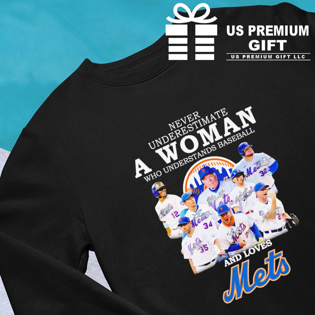 Never underestimate a woman who understands baseball loves Nationals  signatures shirt, hoodie, sweater, long sleeve and tank top