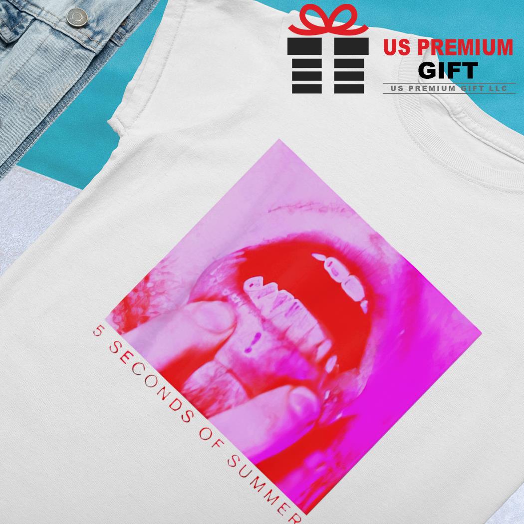 5sos lips tee