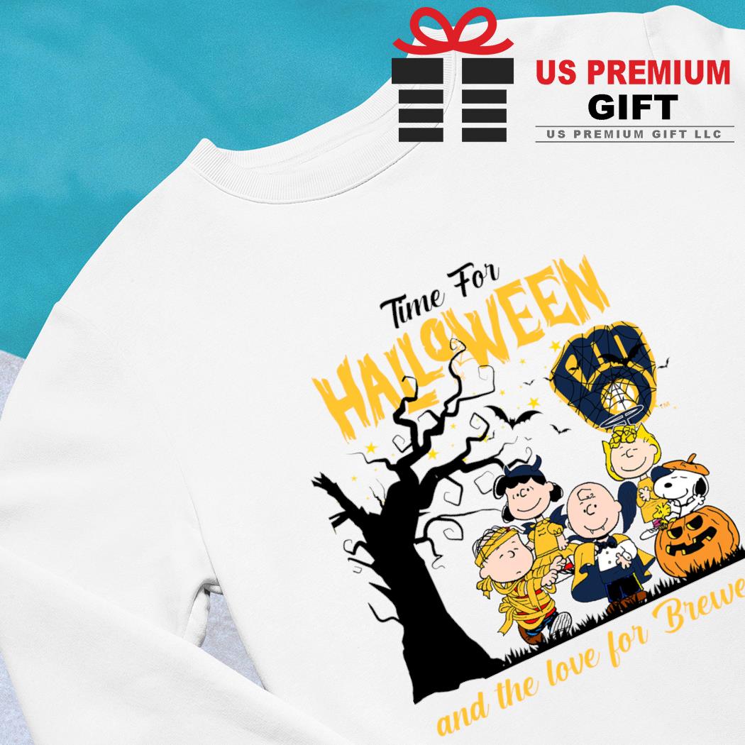 Official Peanuts Time For Halloween And The Love For Milwaukee Brewers Logo  2023 Shirt