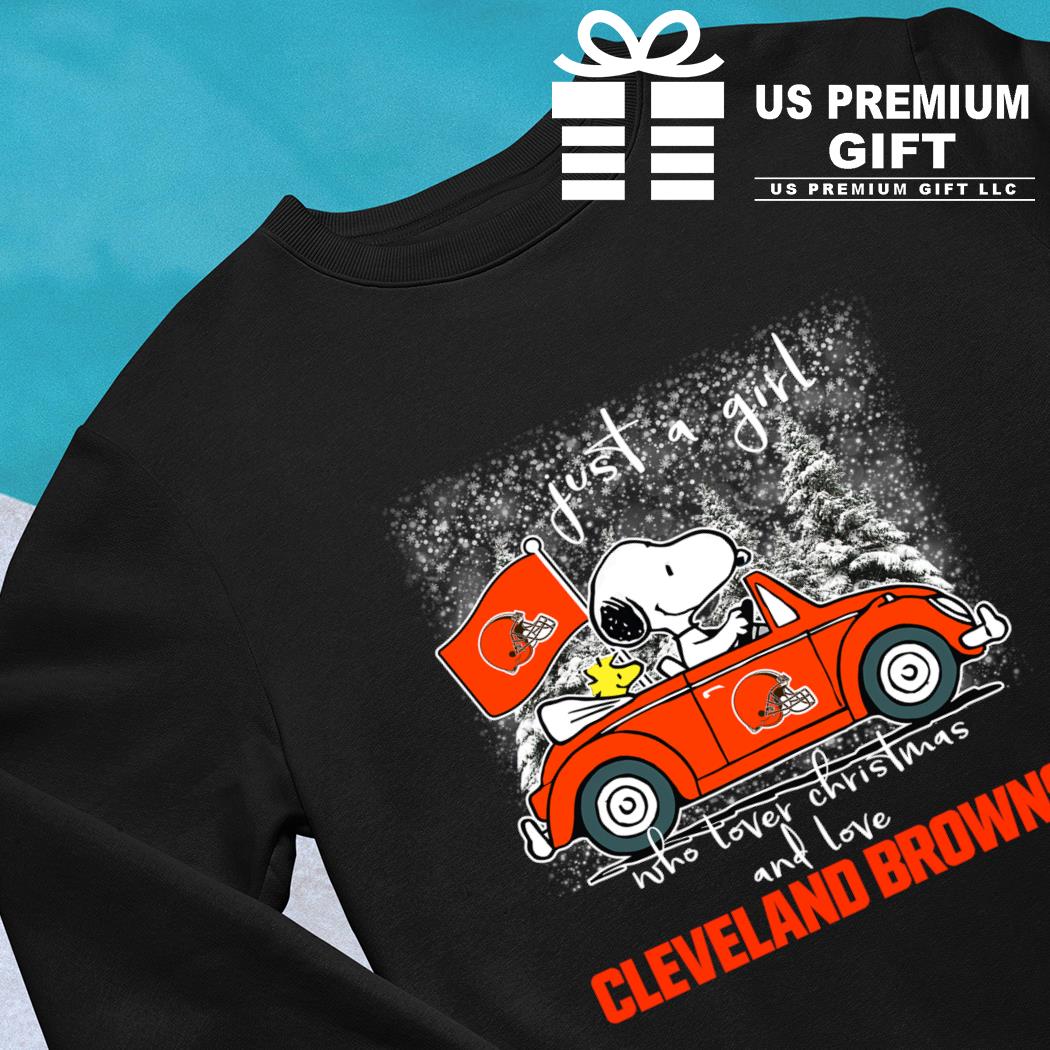 Snoopy just a girl who lover Christmas and love Cleveland Browns