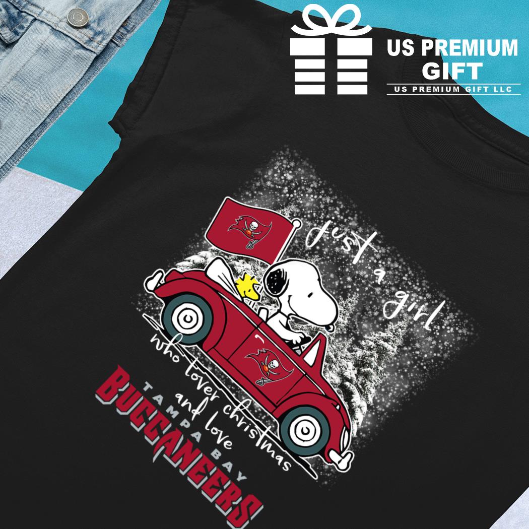 Christmas Snoopy Tampa Bay Buccaneers Shirt