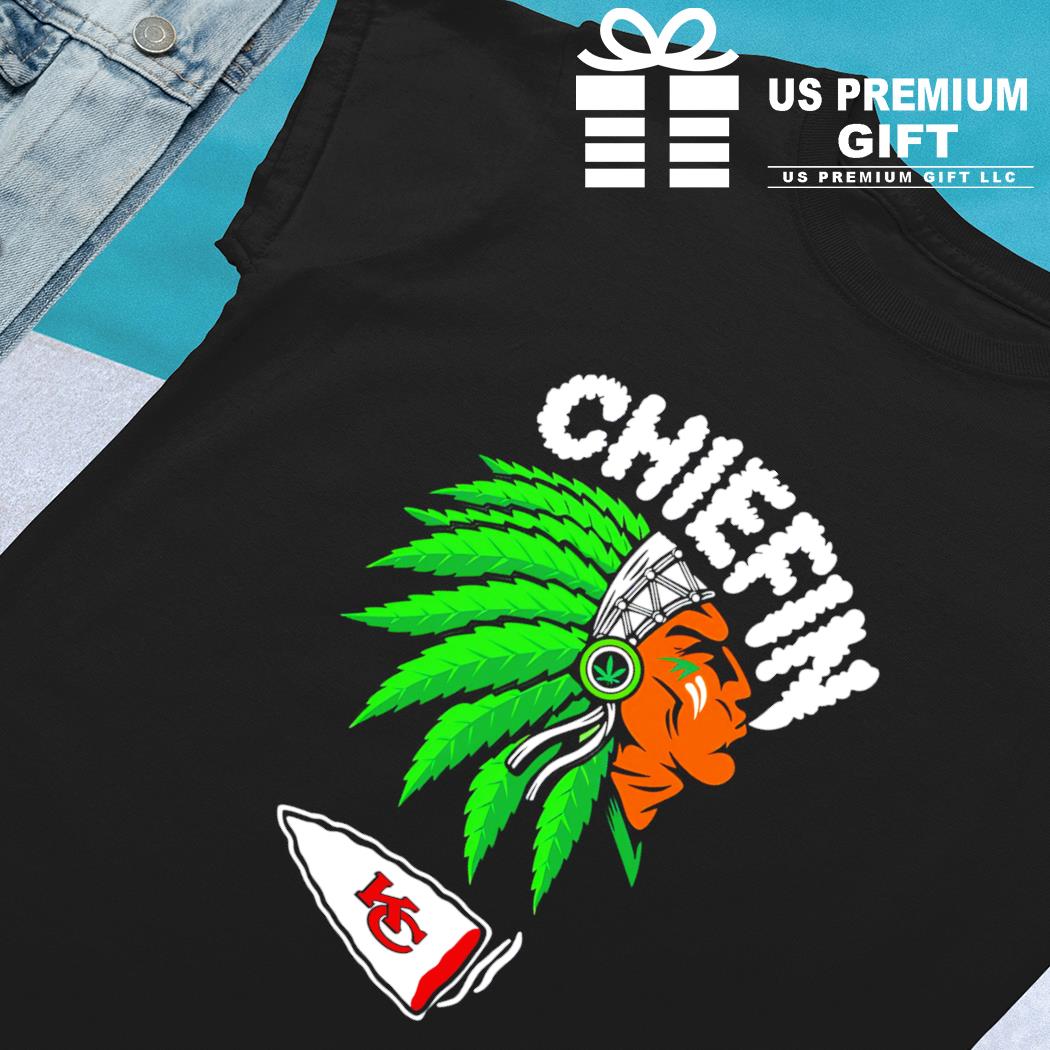 Chiefin Kansas City Chiefs T Shirt Hoodie Sweatshirt 